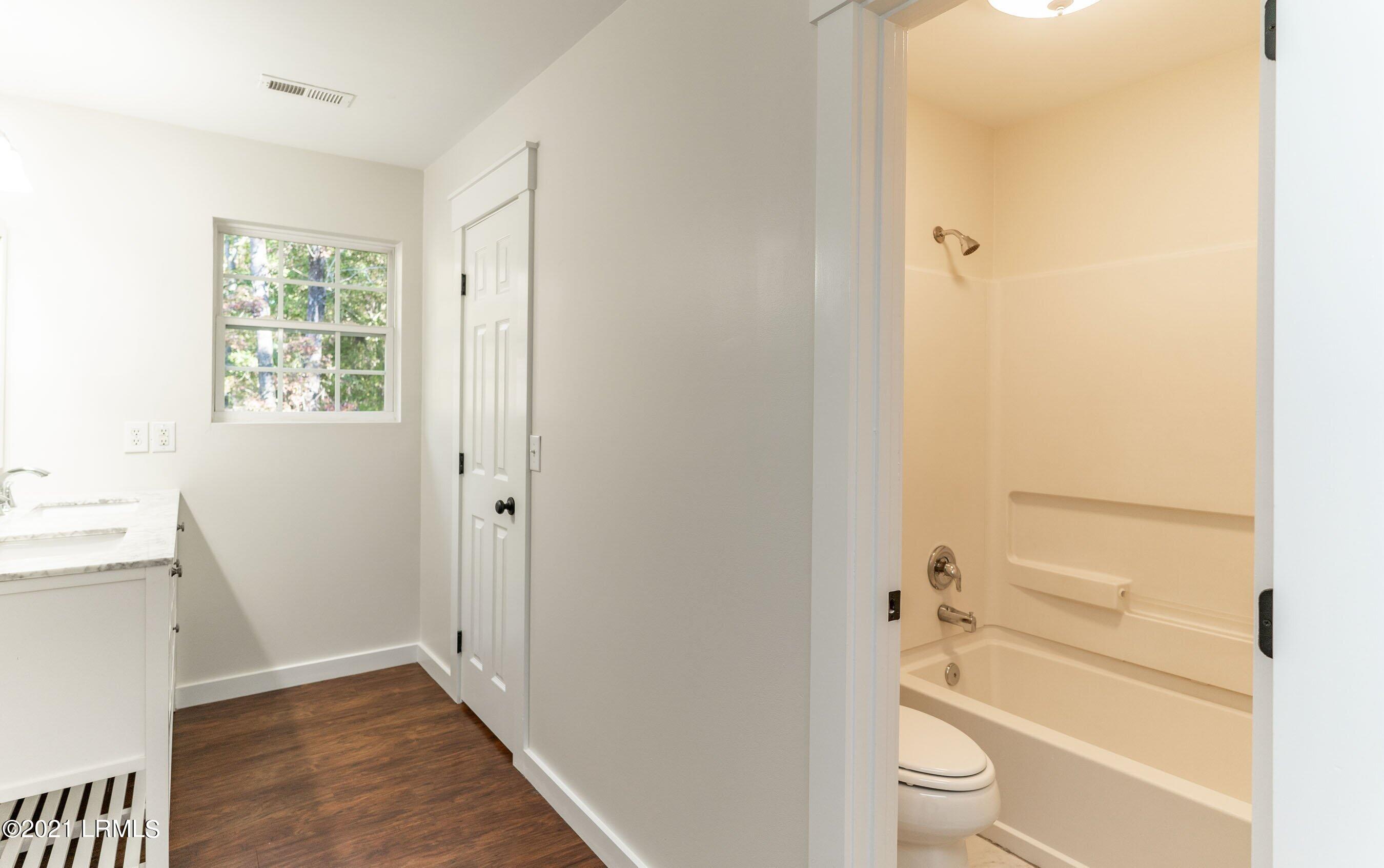 150 Grober Hill Road Beaufort, SC 29906 - Photo 18 of 32 Grober master bath double sinks