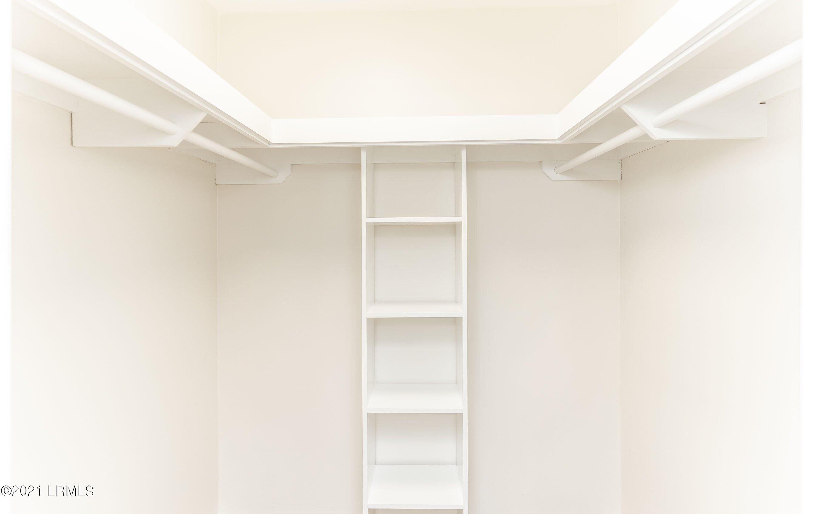 150 Grober Hill Road Beaufort, SC 29906 - Photo 20 of 32 Grober walk in closet