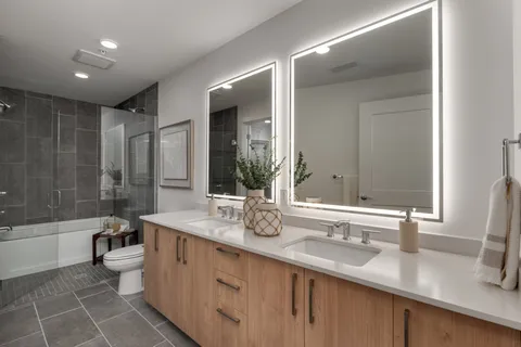 $1,394,845 | 1212 Demonbreun Street, Unit B4(U), Nashville, TN 37203