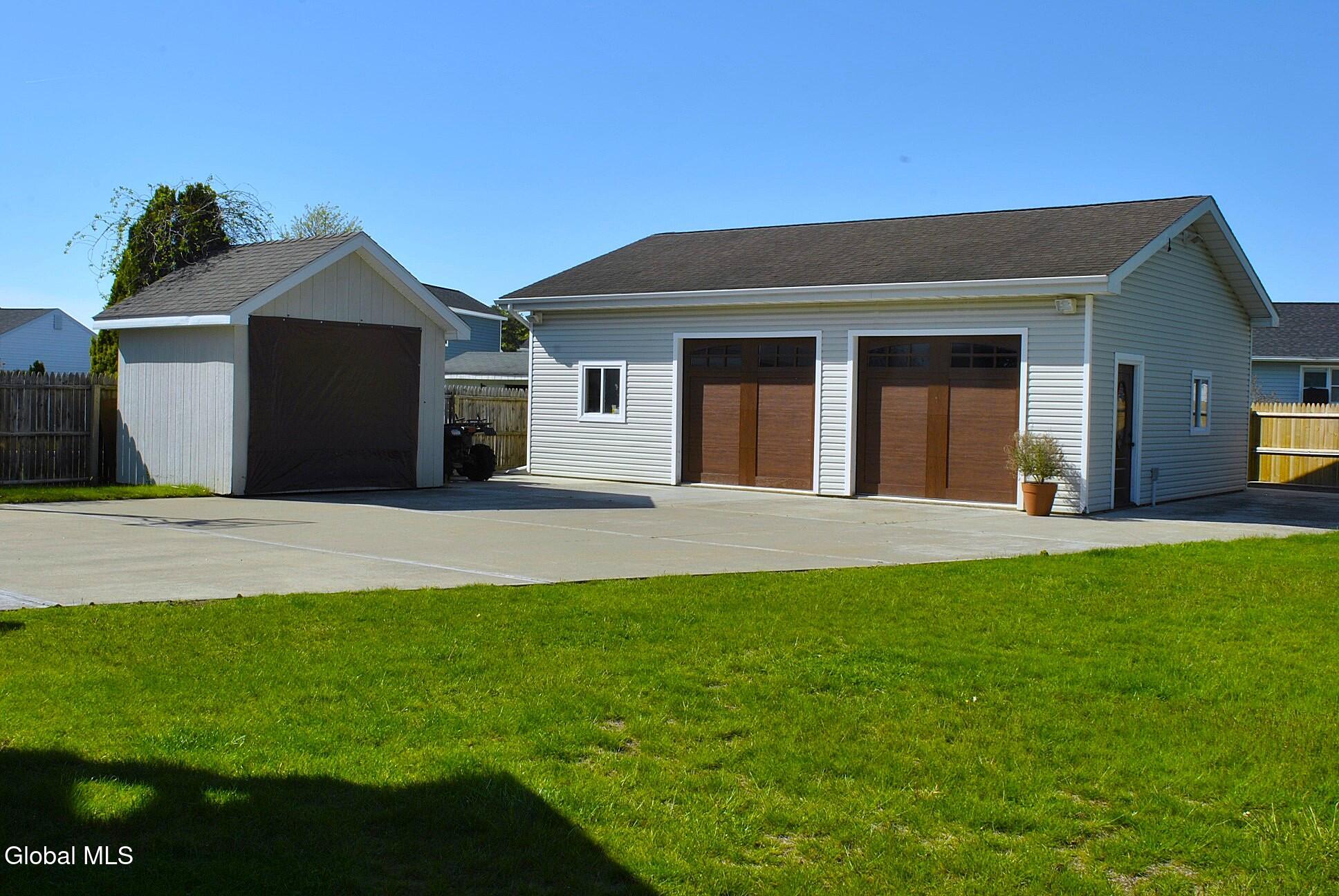 7 Adare Road Troy, NY 12180 - Photo 2 of 52 _DSC0843-00