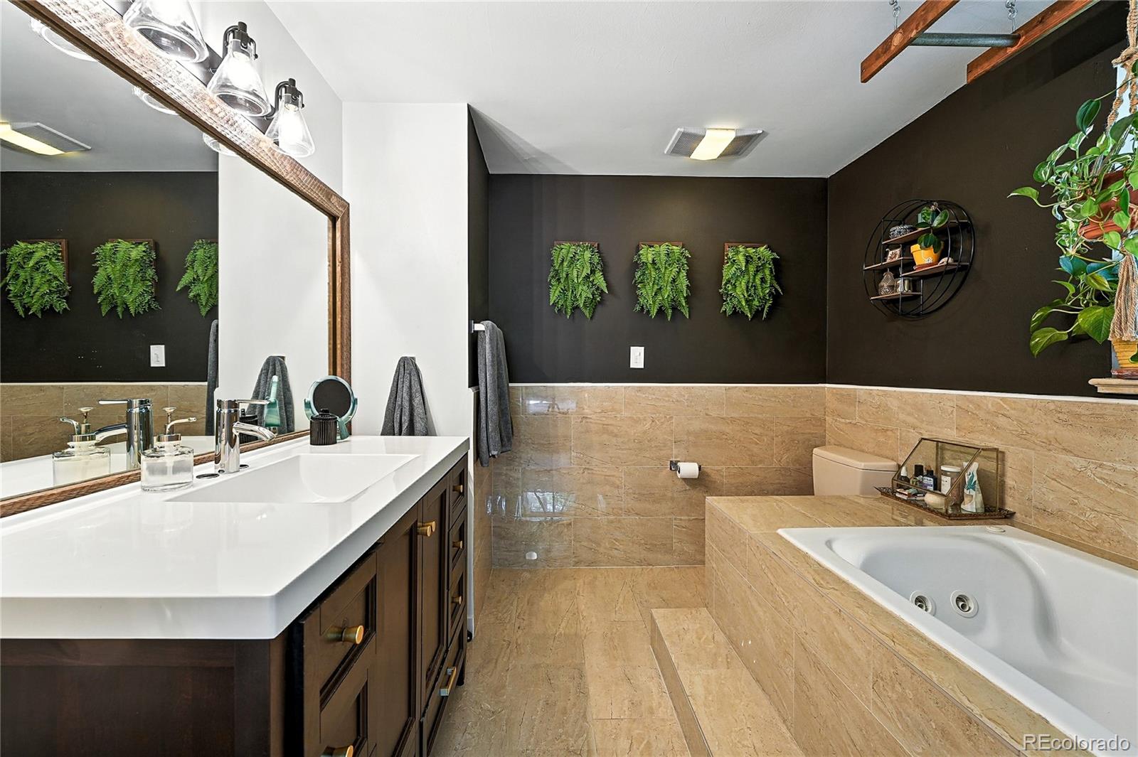 4676 Dover Street Wheat Ridge, CO 80033 - Photo 11 of 31 Gallery Image 11