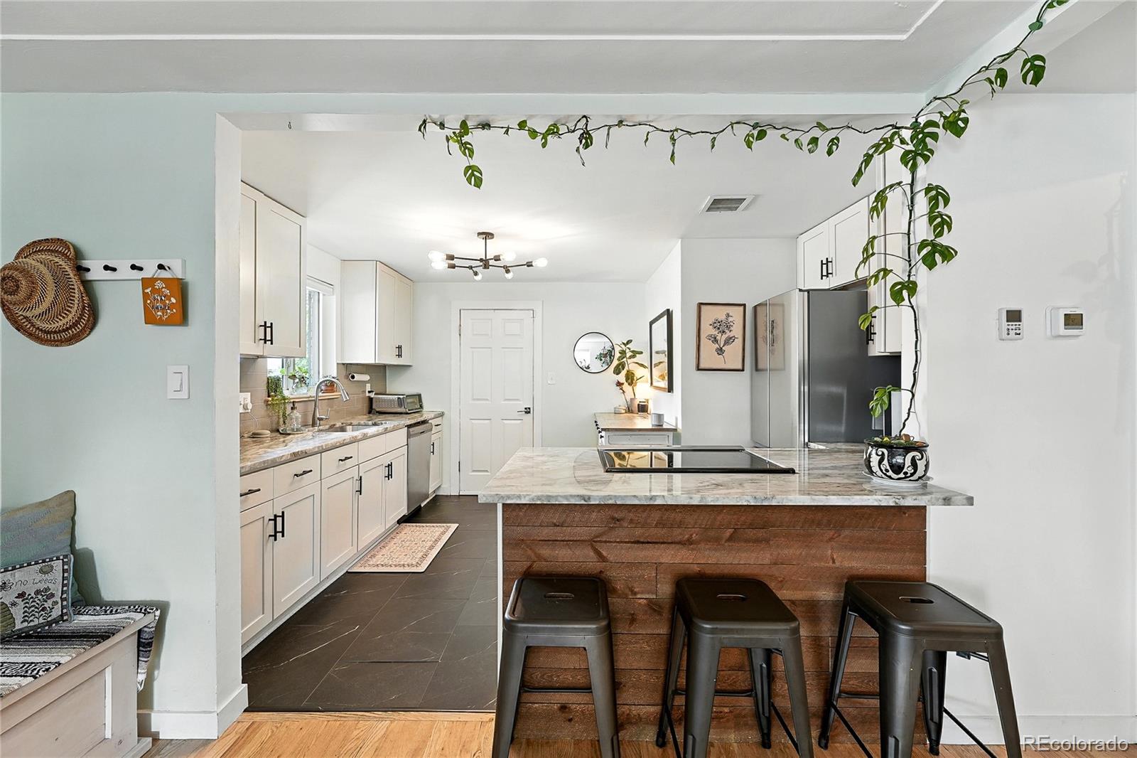 4676 Dover Street Wheat Ridge, CO 80033 - Photo 7 of 31 Gallery Image 7