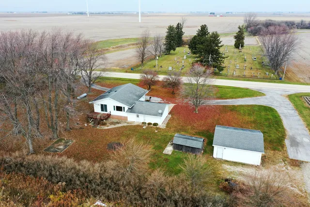 $455,500 | 1745 4100N Road, Herscher, IL 60941