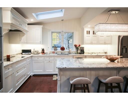 6 Meadow View Road Wakefield, MA 01880 - Photo 8 of 29 Gallery Image 8