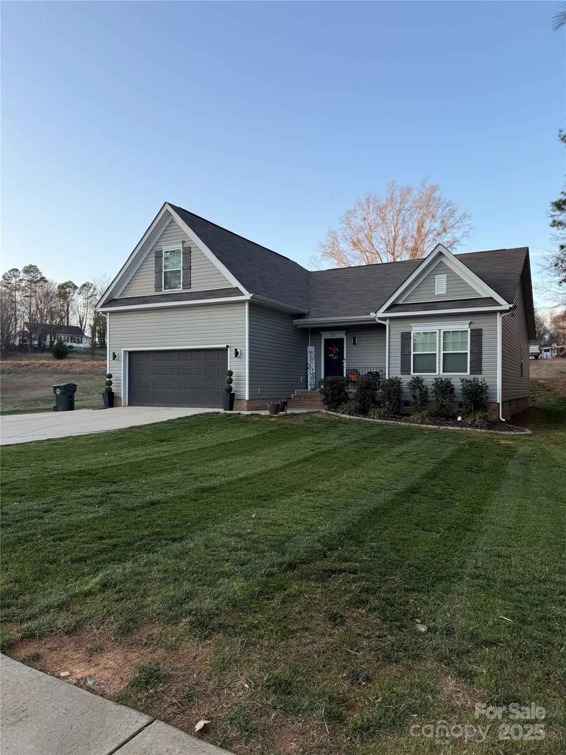 115 Stoney Lane Cherryville, NC 28021 - Photo 2 of 27 a front view of a house with a yard