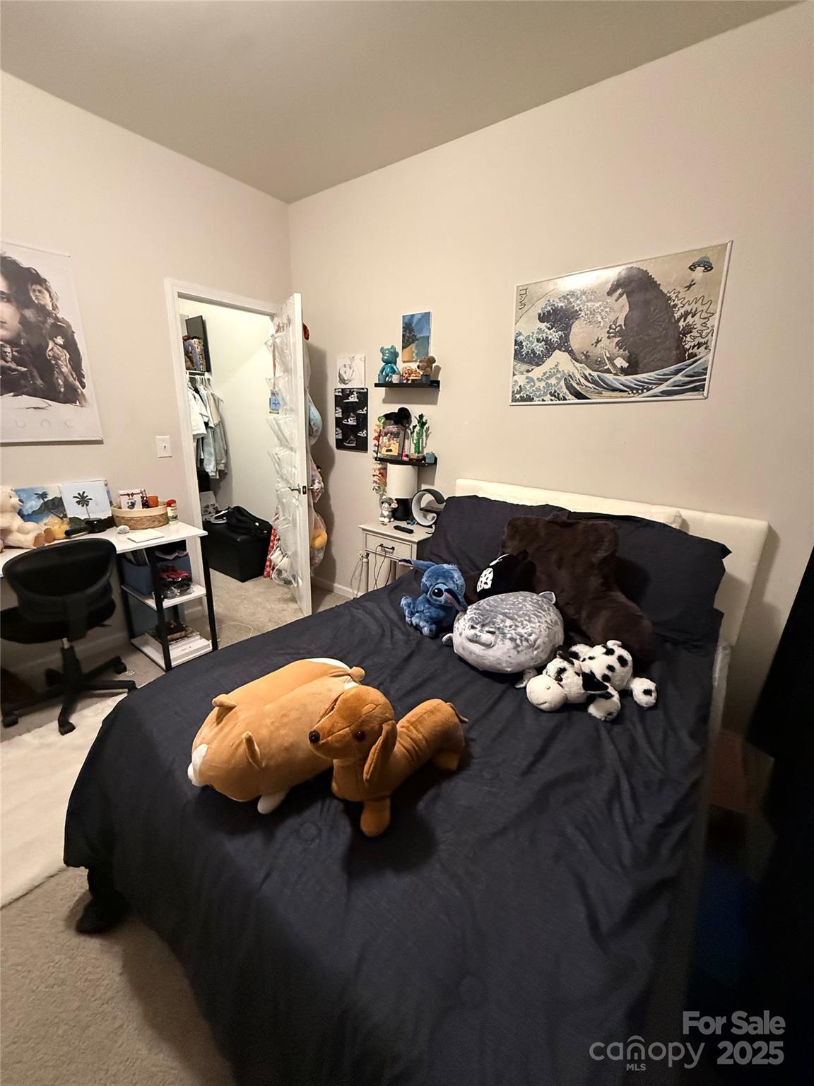 115 Stoney Lane Cherryville, NC 28021 - Photo 21 of 27 a living room with furniture flowerpot and window