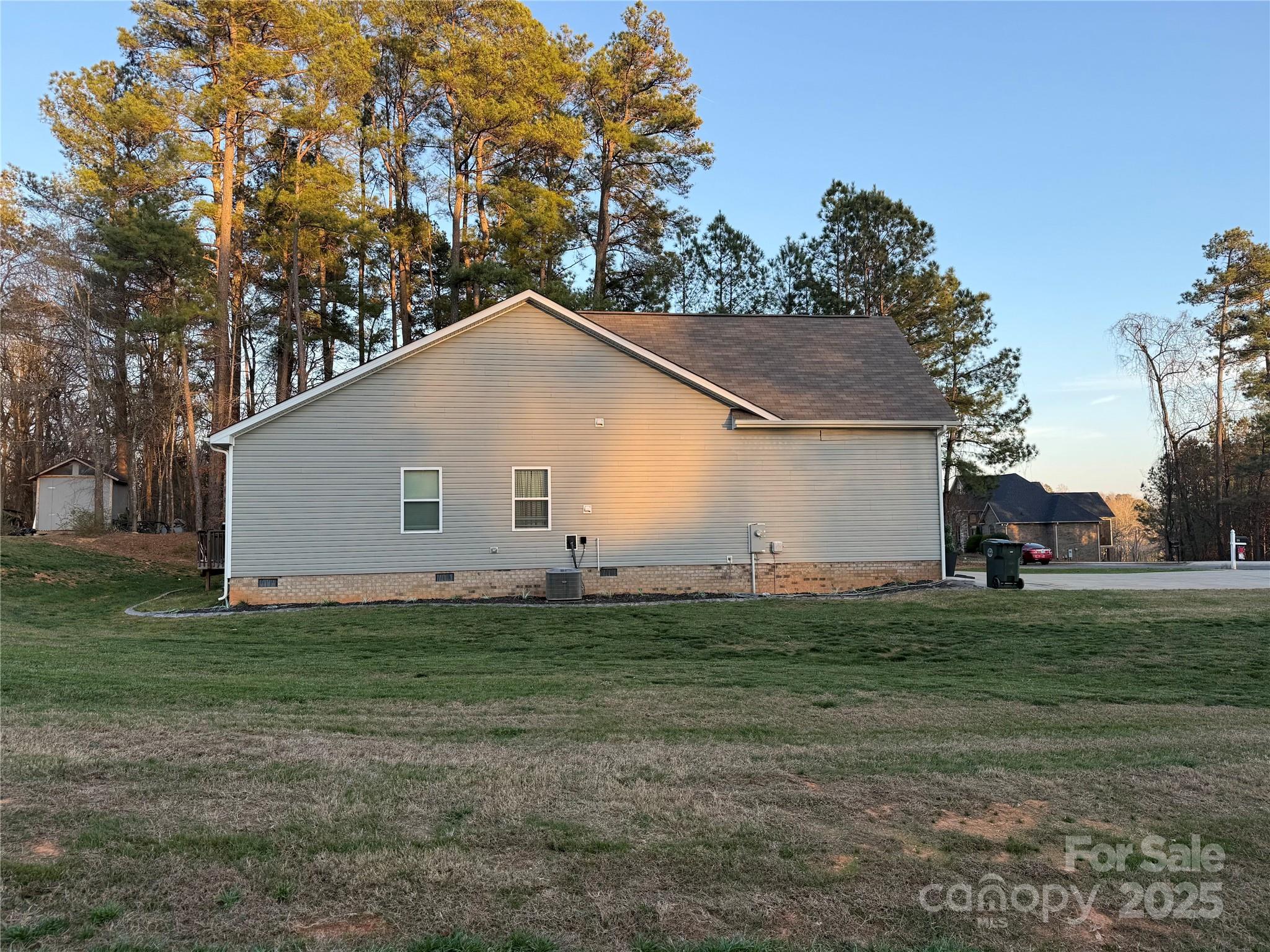 115 Stoney Lane Cherryville, NC 28021 - Photo 4 of 27 a view of a house with a yard