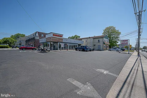 $539,900 | 565 Chester Pike, Prospect Park, PA 19076