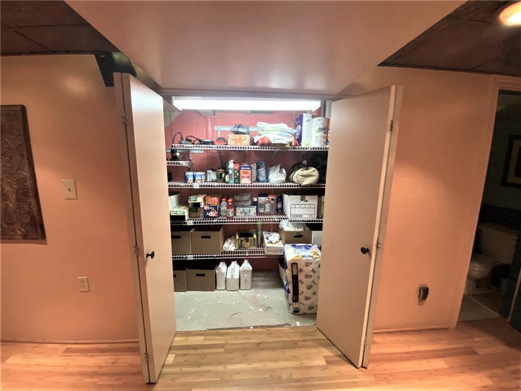 446 Hershey Road Pittsburgh, PA 15235 - Photo 19 of 25 Gallery Image 19