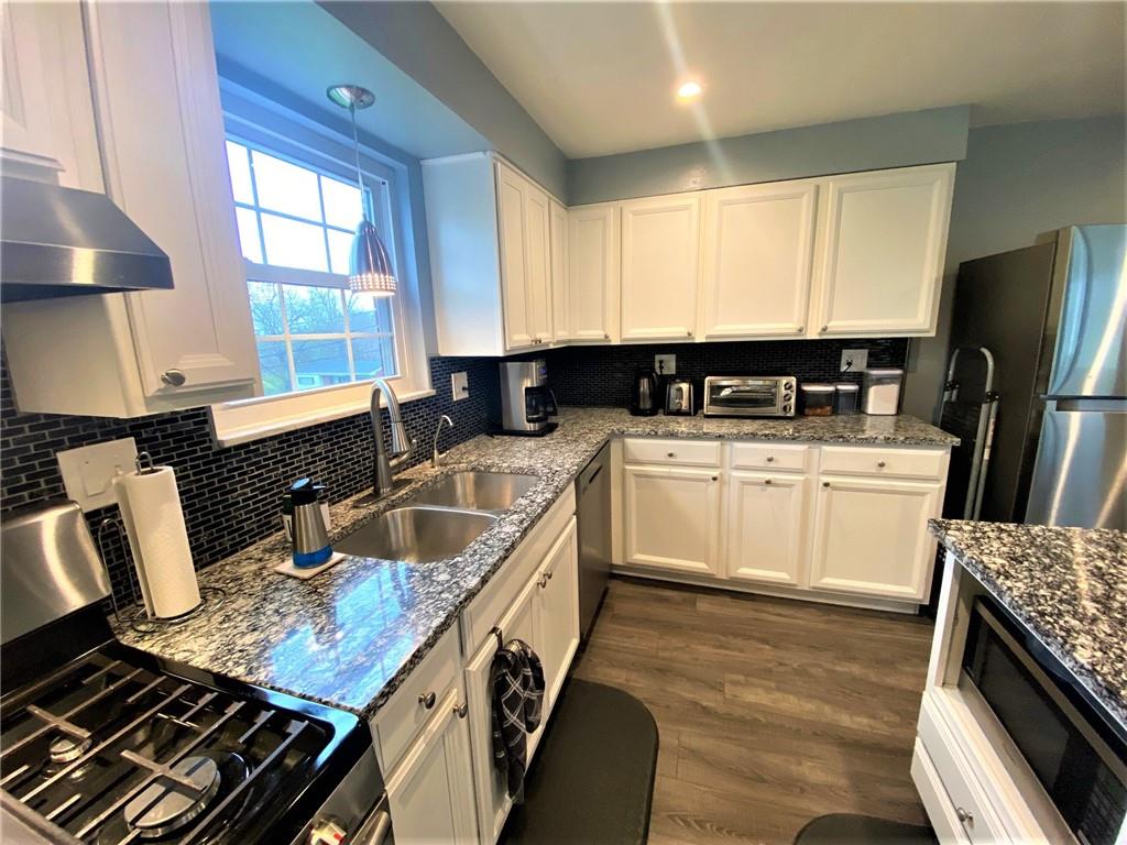 446 Hershey Road Pittsburgh, PA 15235 - Photo 9 of 25 Gallery Image 9