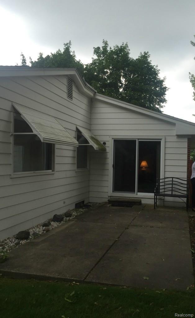 21160 Andover Road Southfield, MI 48076 - Photo 25 of 28 patio off family room great for grilling