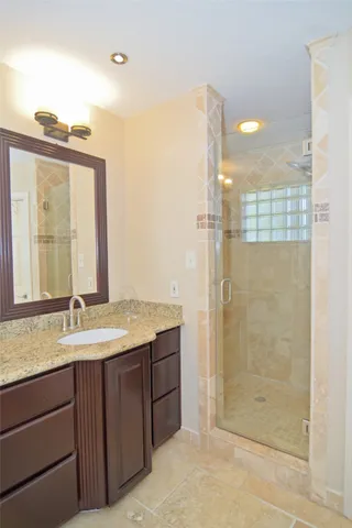 $289,900 | 4513 South Flamingo Drive, Seabrook, TX 77586