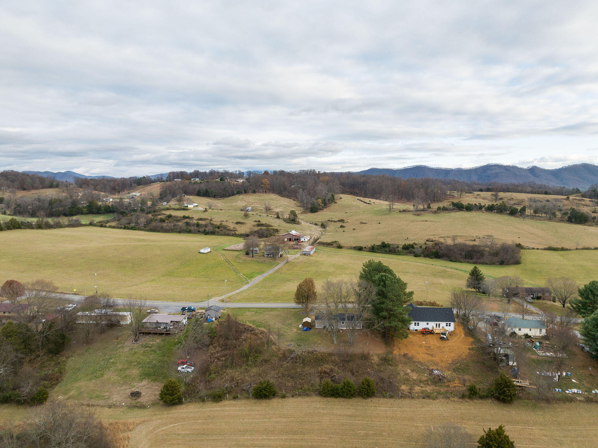 811 Conklin Road Jonesborough, TN 37659 - Photo 6 of 49 DJI_0393-Edit