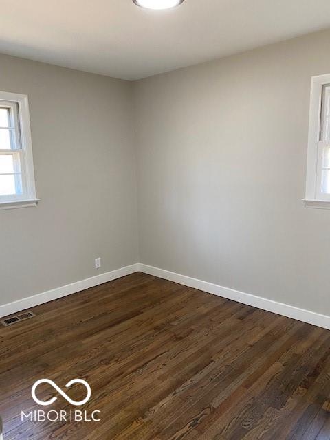 8061 Folkstone Road Indianapolis, IN 46268 - Photo 17 of 29 Gallery Image 17