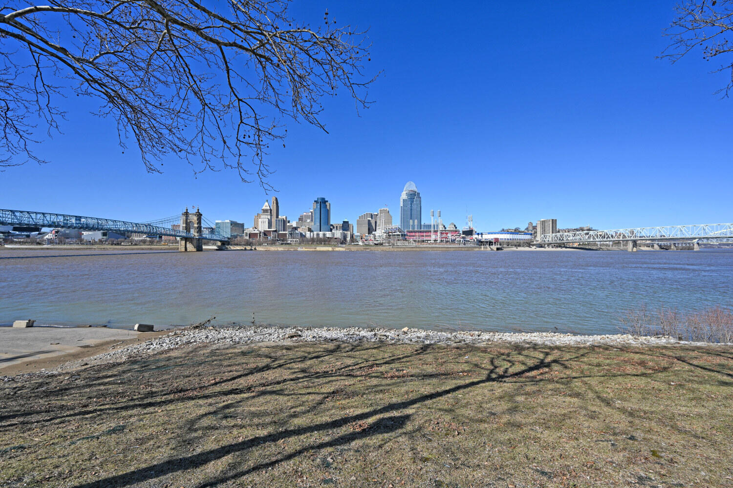 229 Riverside Drive, Unit 1F Covington, KY 41011 - Photo 38 of 40 229RiversideDr1F_47