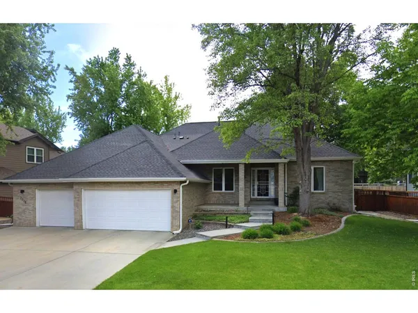 $950,000 | 2238 Bluebird Drive, Longmont, CO 80504