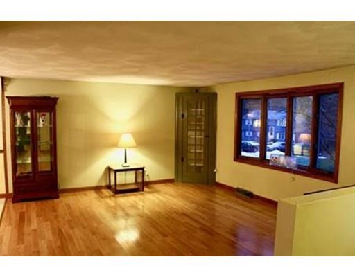 31 Connolly Road Billerica, MA 01821 - Photo 4 of 14 Gallery Image 4