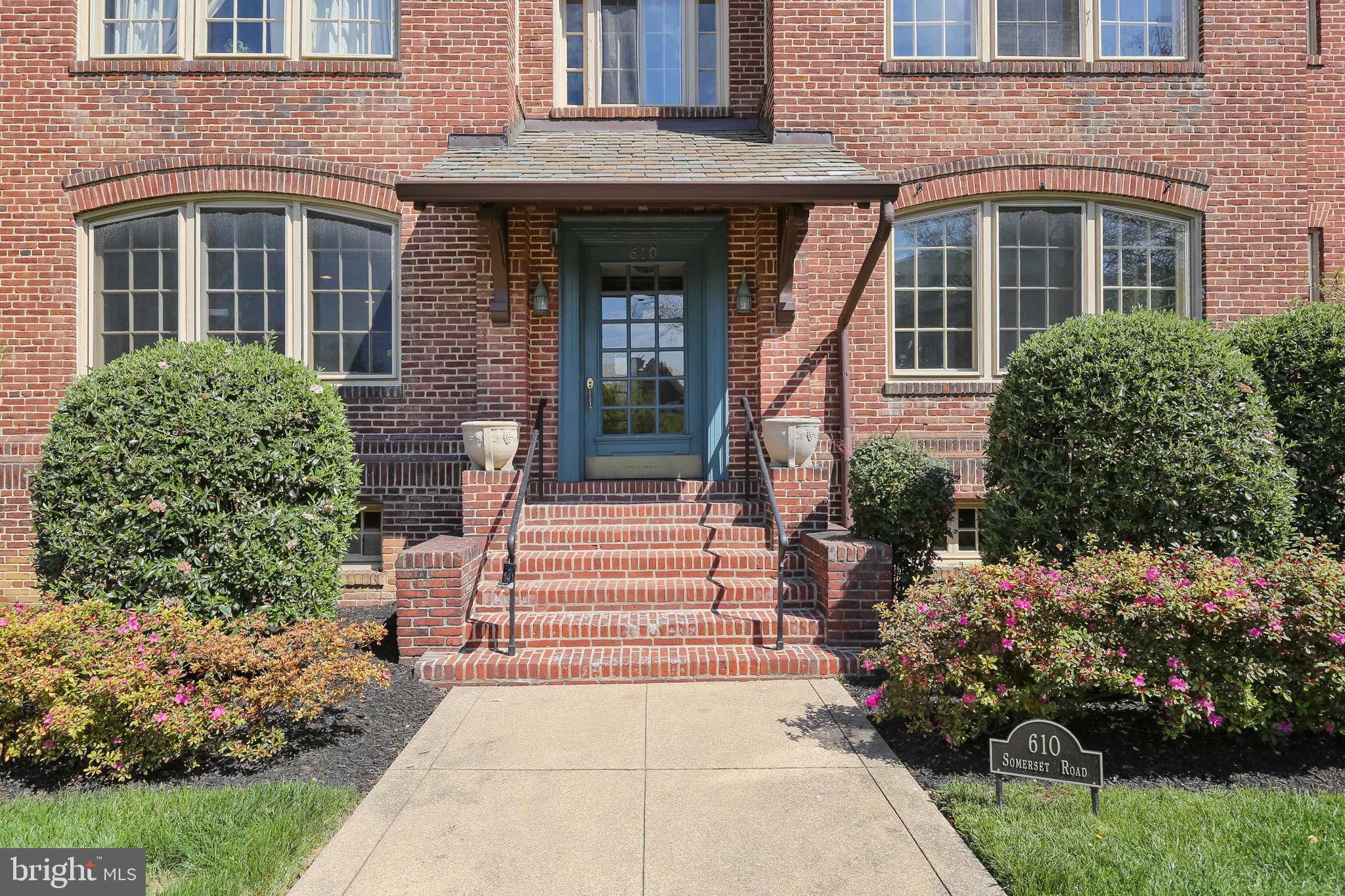 610 Somerset Road, Unit 301 Baltimore, MD 21210 - Photo 4 of 44 Walkway leading to secure front door
