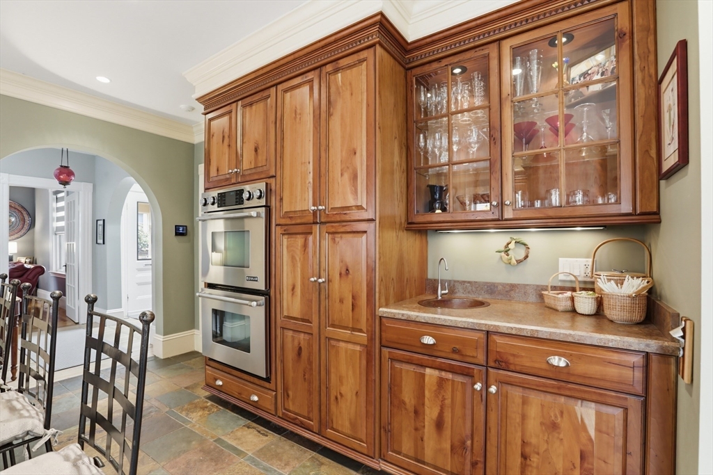 50 Jersey Street Marblehead, MA 01945 - Photo 18 of 41