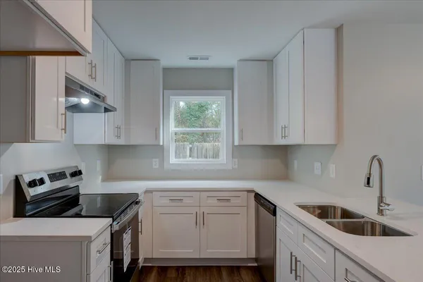 $249,900 | 4609 Rainmaker Drive, New Bern, NC 28562