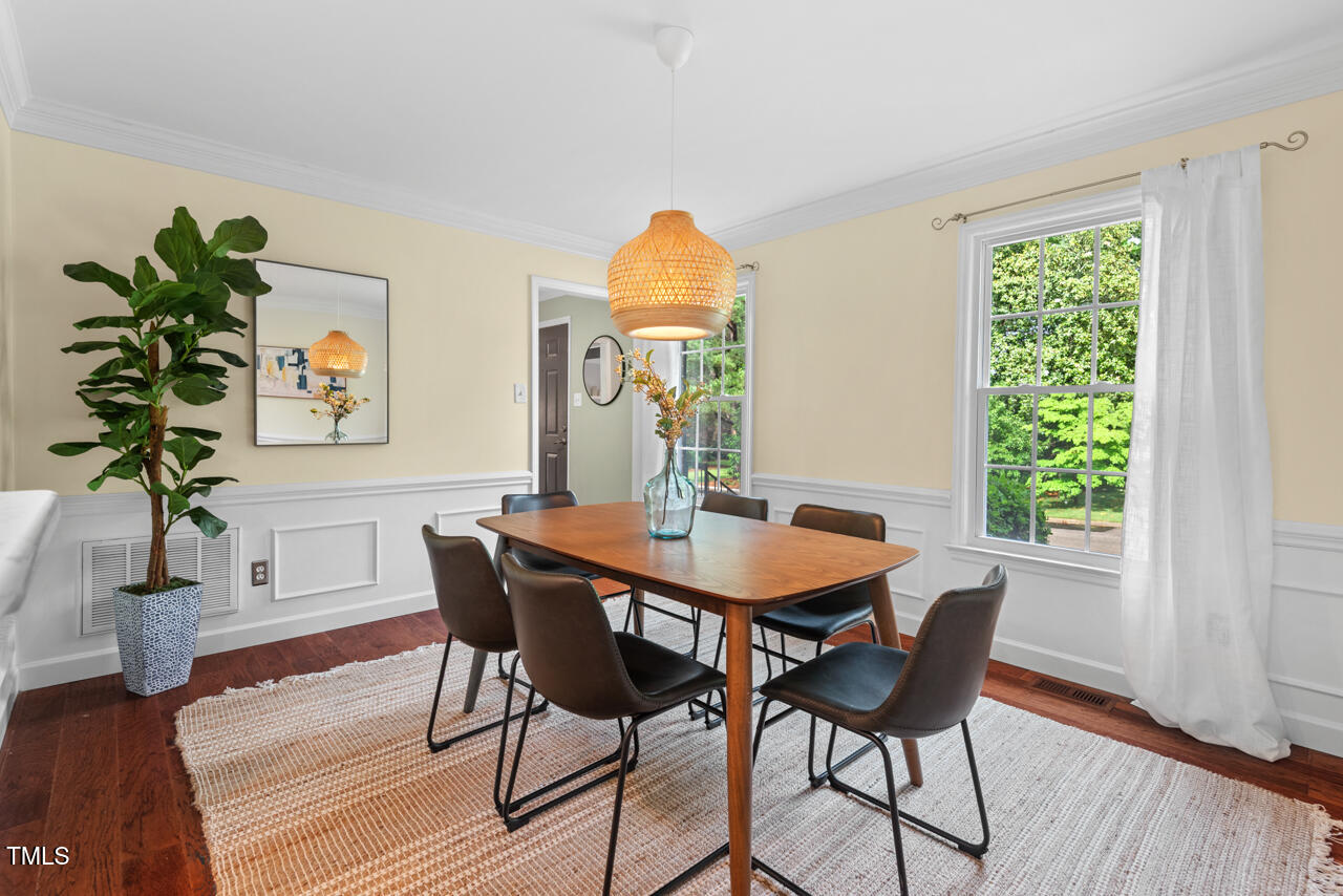 5409 Knollwood Road Raleigh, NC 27609 - Photo 18 of 49 23