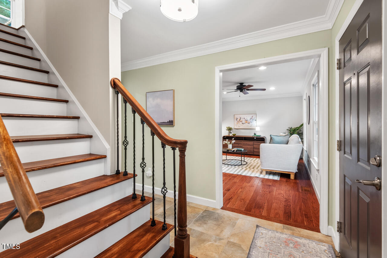 5409 Knollwood Road Raleigh, NC 27609 - Photo 4 of 49 07