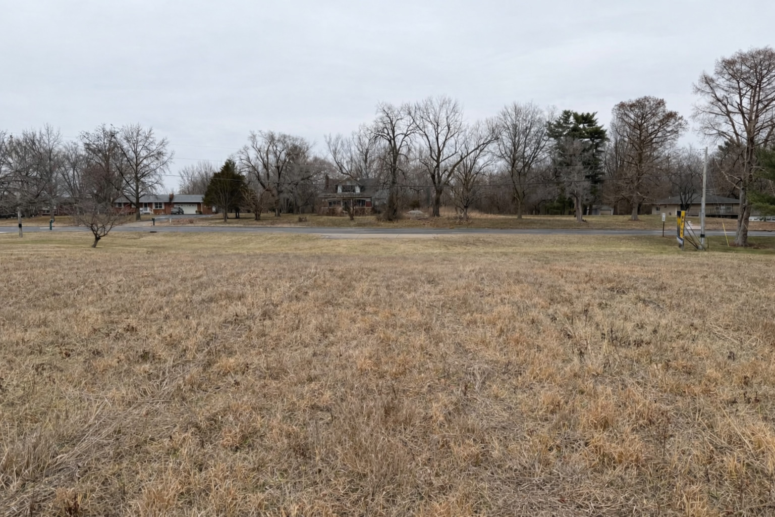 2019 West Main Street Salem, IL 62881 - Photo 5 of 6 a view of dirt field with trees in the background