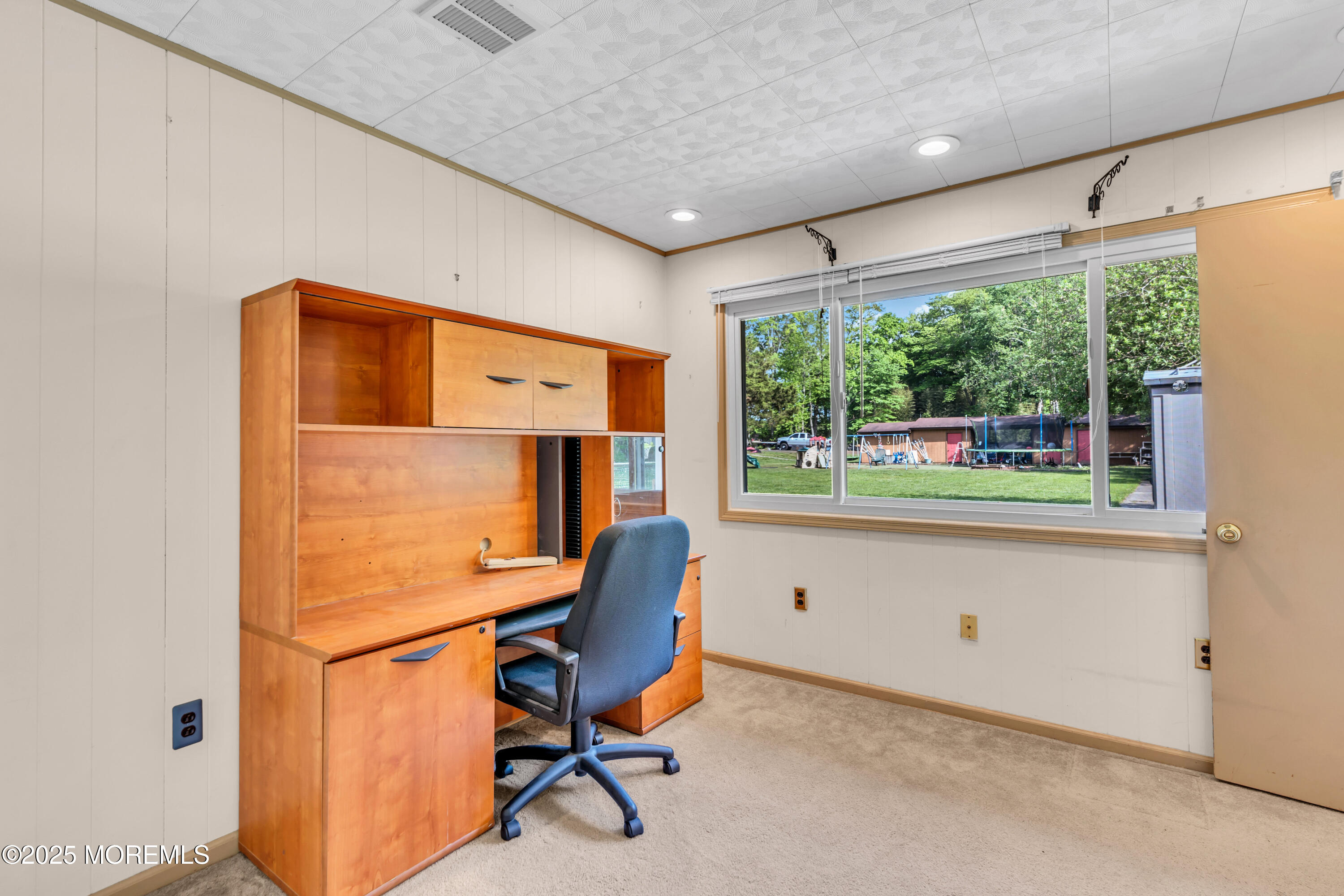 91 McCaffery Road Manalapan, NJ 07726 - Photo 10 of 35 016_dsc01891_785