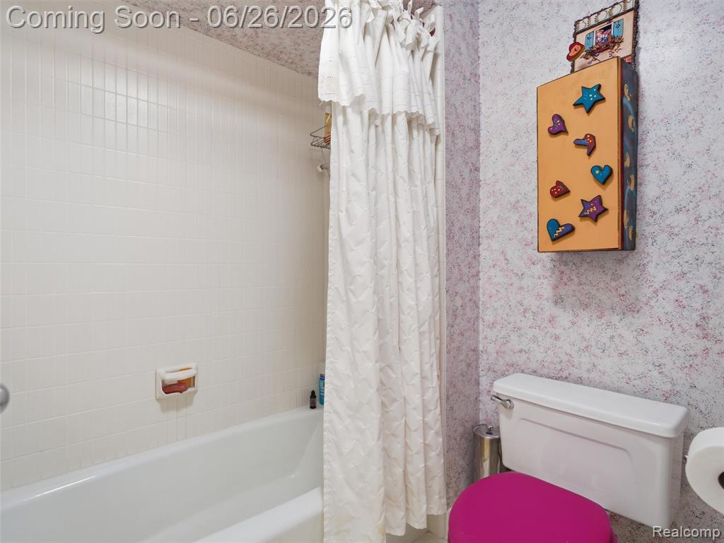 4751 Rolling Ridge Road West Bloomfield, MI 48323 - Photo 33 of 50