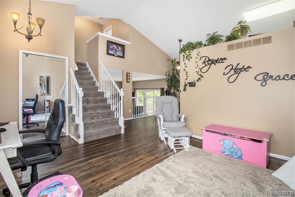 54 Eagle Ridge Road Lake Orion, MI 48360 - Photo 6 of 33