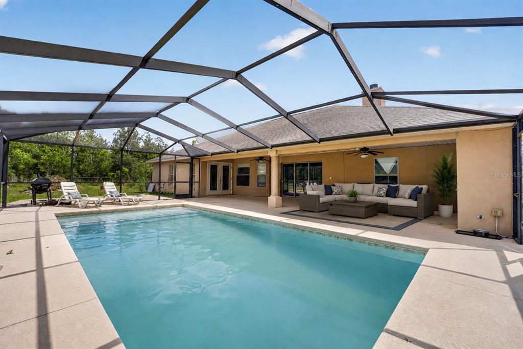 1098 Northwest 165th Ct Road Dunnellon, FL 34432 - Photo 5 of 35