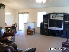 1062 Springwater Road Kokomo, IN 46902 - Photo 2 of 8