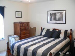 1062 Springwater Road Kokomo, IN 46902 - Photo 6 of 8