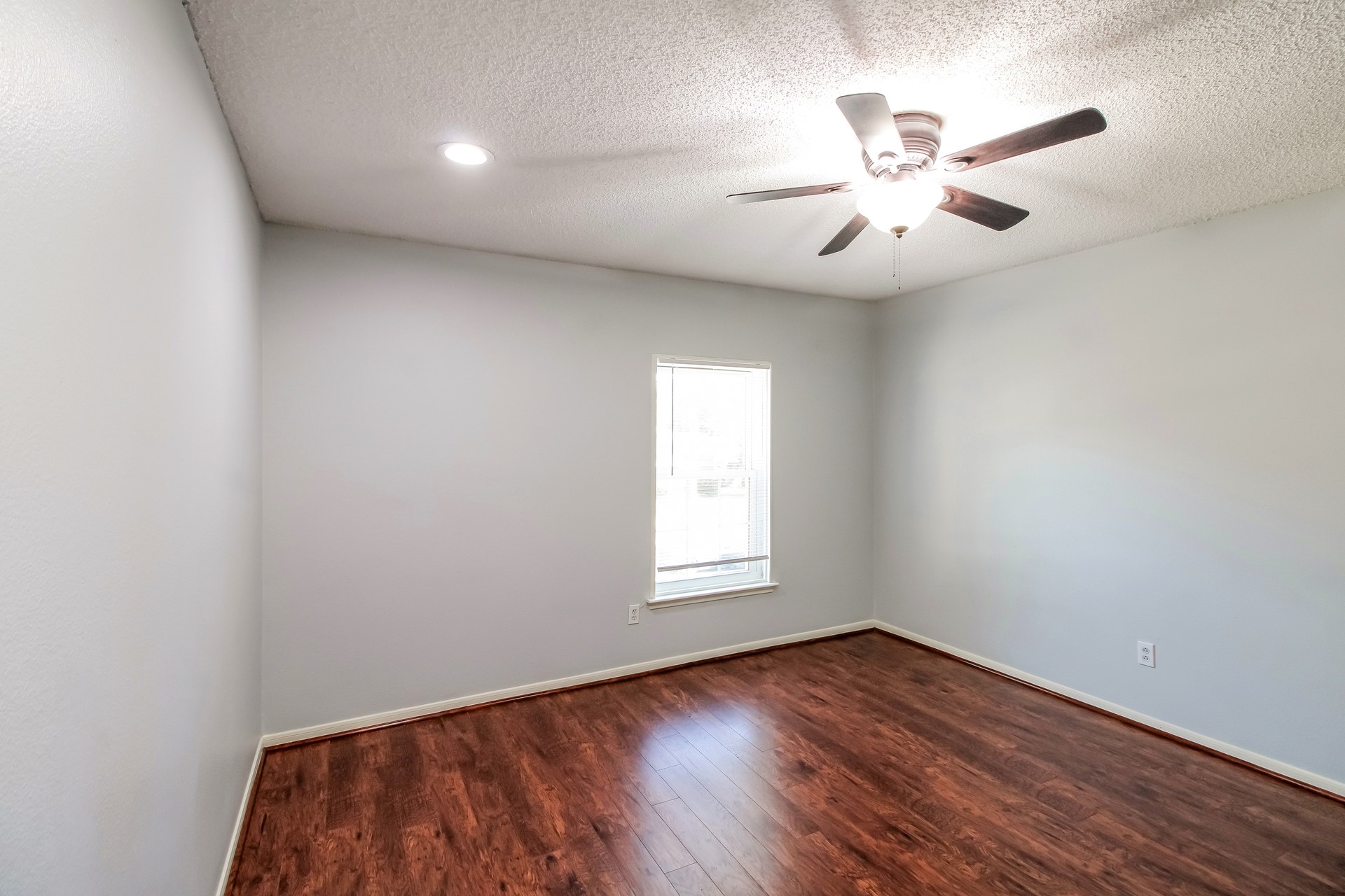 918 Long Prairie Drive Katy, TX 77450 - Photo 11 of 14