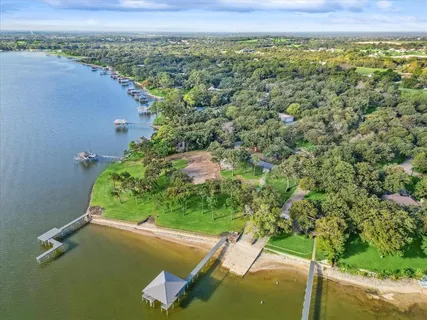 $999,999 | 12424 Lake Forest Drive, Azle, TX 76020