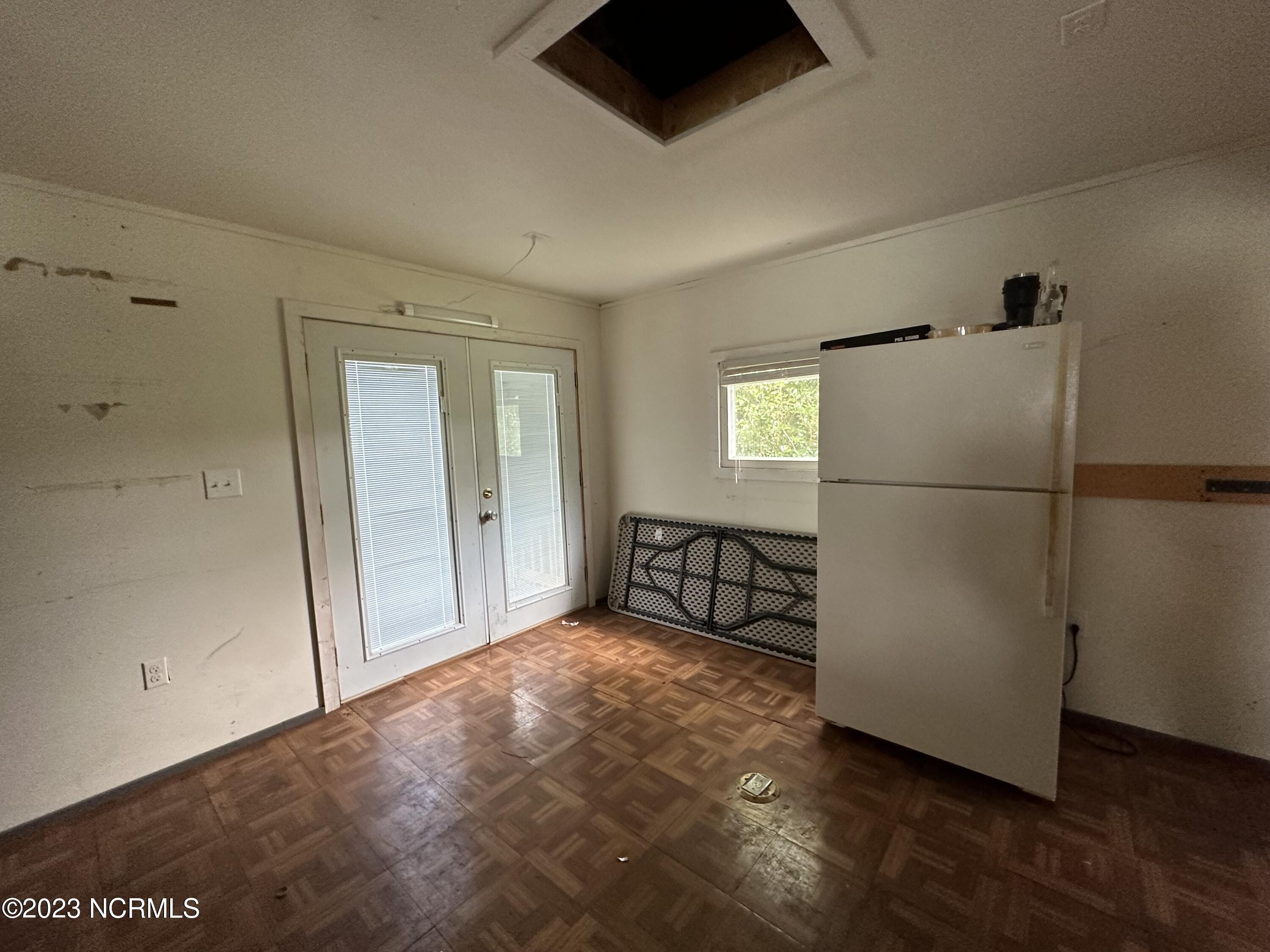 146 Mexico Road Edenton, NC 27932 - Photo 23 of 25 Inside of the hideaway