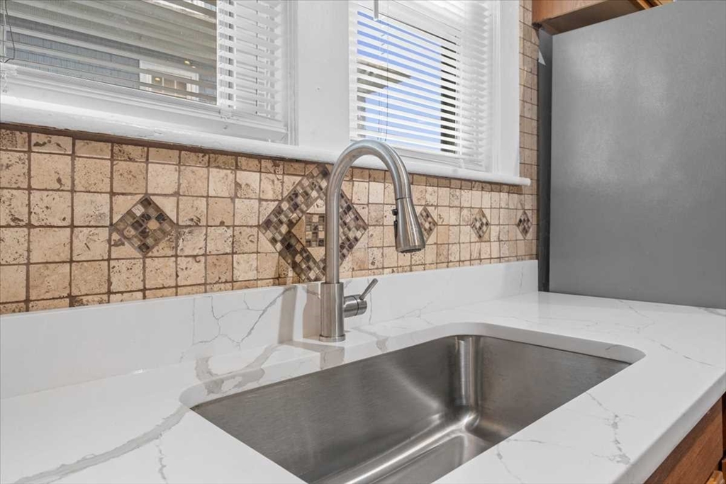14 St Elmo Road Worcester, MA 01602 - Photo 23 of 42