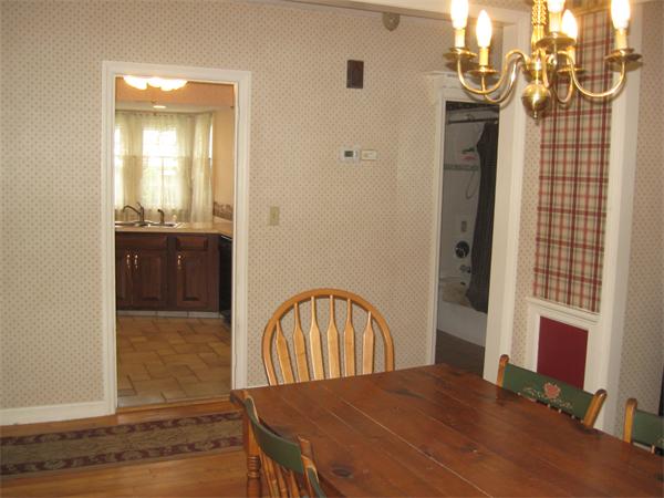 190 Laurel Road West Springfield, MA 01089 - Photo 8 of 27 Gallery Image 8