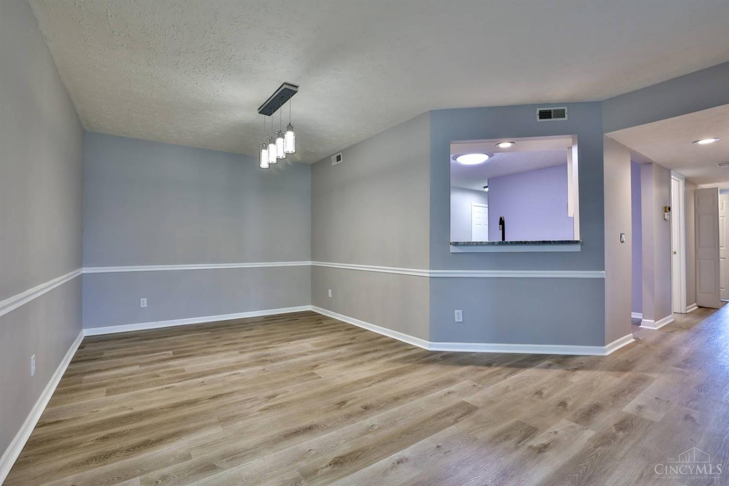 5201 Fox Ridge, Unit 297 Cincinnati, OH 45248 - Photo 28 of 29 Gallery Image 28