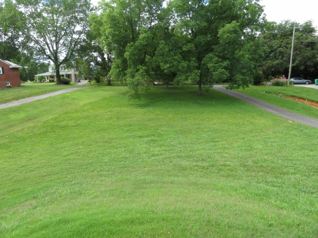 5410 Odd Fellow Road Kingsport, TN 37664 - Photo 5 of 32 Peaceful setting