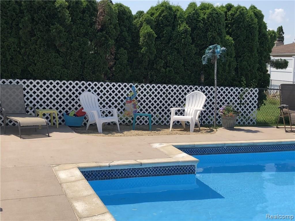 22296 Derby Road Trenton, MI 48183 - Photo 19 of 21 Sandy beach area for your summer "staycations"!