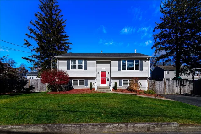 $459,900 | 41 Dayton Avenue, Warwick, RI 02889