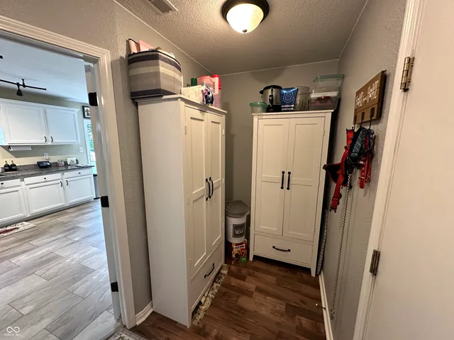 $349,500 | 6211 East Ayrshire Circle, Camby, IN 46113