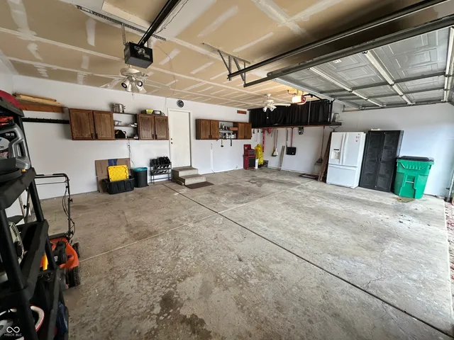 $349,500 | 6211 East Ayrshire Circle, Camby, IN 46113