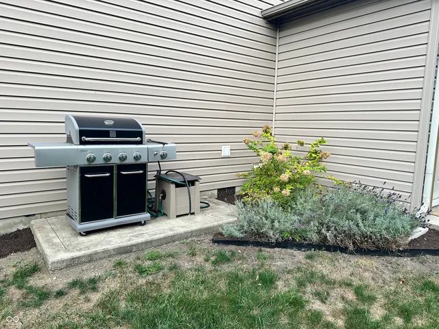 $349,500 | 6211 East Ayrshire Circle, Camby, IN 46113