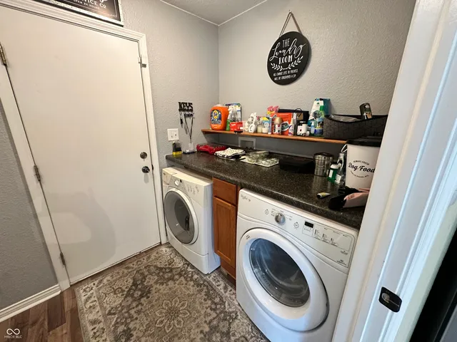 $349,500 | 6211 East Ayrshire Circle, Camby, IN 46113