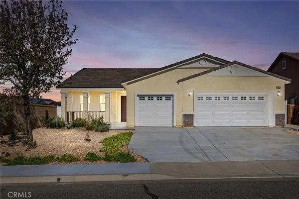 $549,900 | 8575 Stockton Avenue, Hesperia, CA 92344