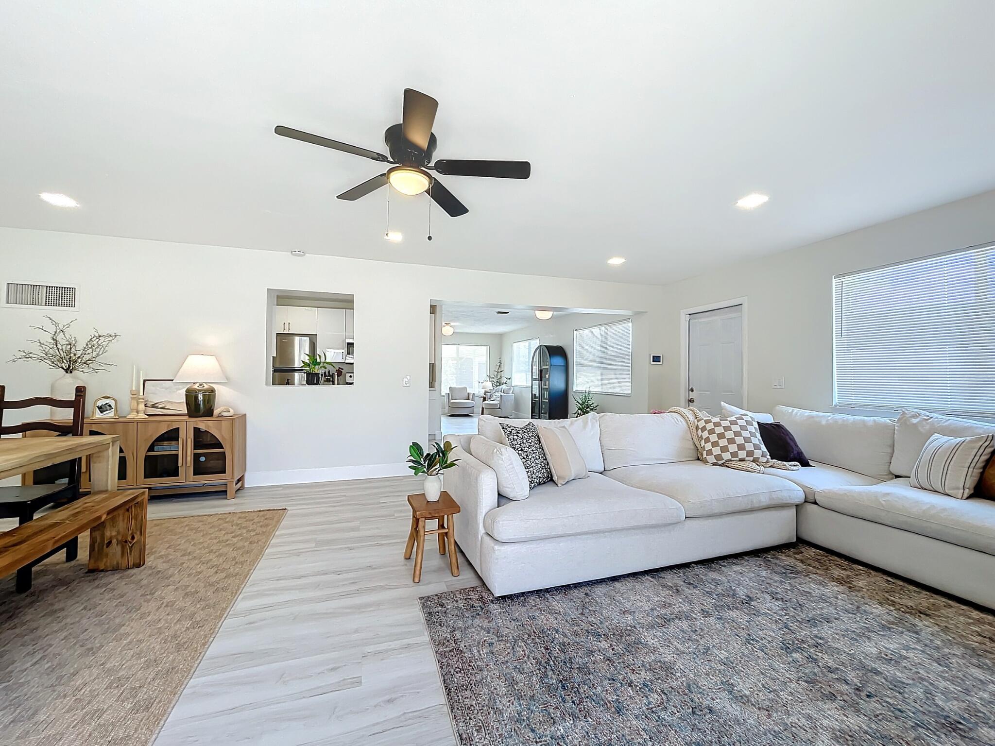 1248 West 26th Court Riviera Beach, FL 33404 - Photo 14 of 34 Photo