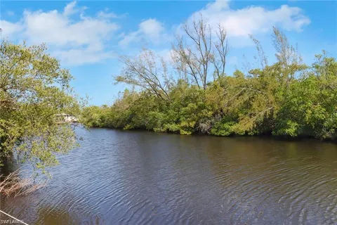 $1,099,000 | 2447 Harbor Road, Naples, FL 34104