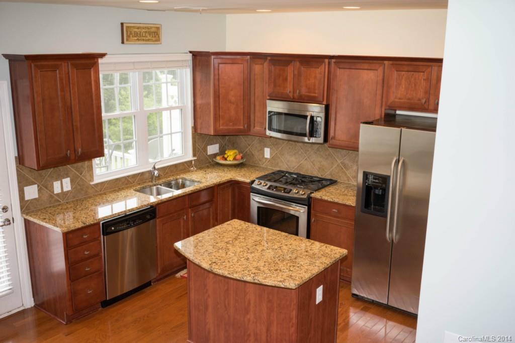 580 6th Baxter Crossing, Unit 4 Fort Mill, SC 29708 - Photo 5 of 12